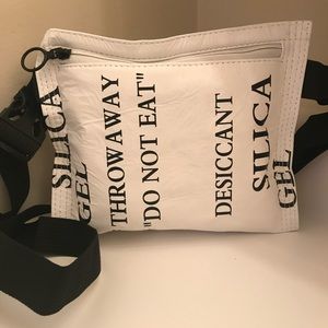 Silica Gel Purse